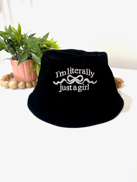 Embroidered Bucket Hat🎀