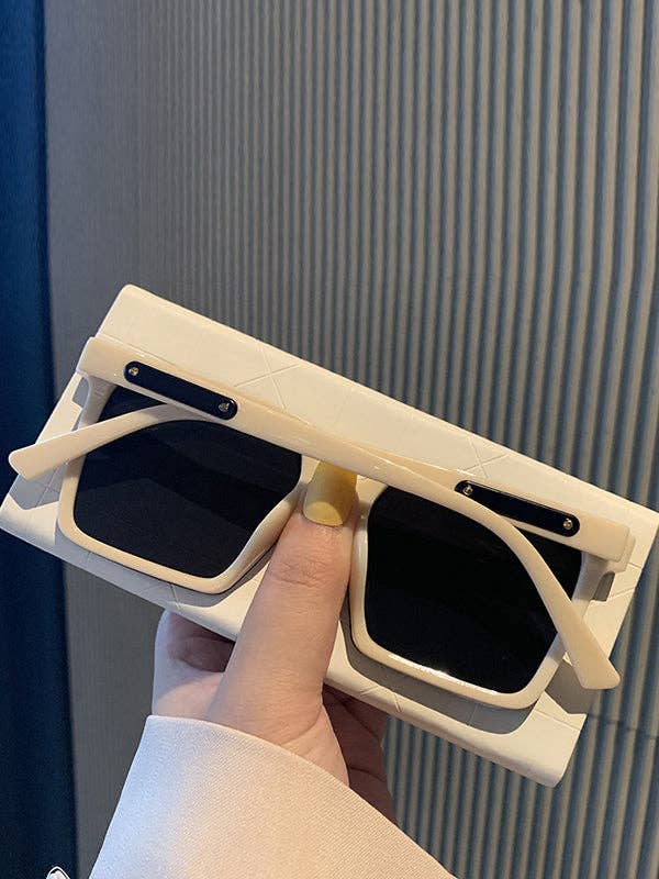 Geometric Sunglasses with Sun Protection